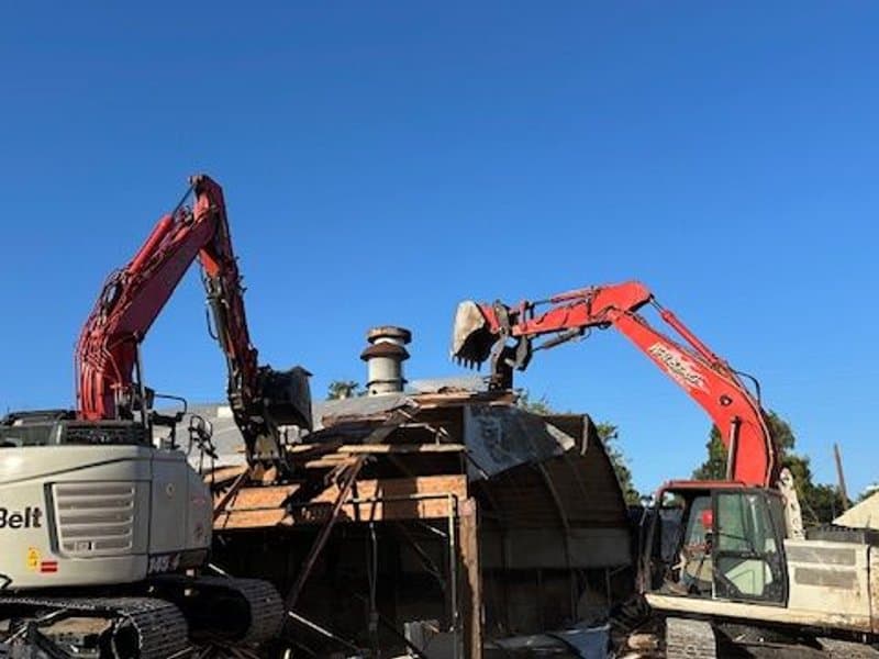 Riley's Apartments Demolition